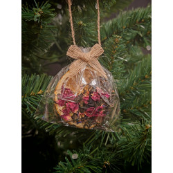 8 x Tea-infused orange slices to hang on the Christmas tree